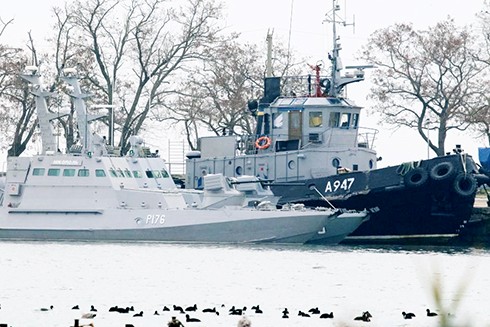 Tòa án Quốc tế ra phán quyết yêu cầu Nga thả tàu và thủy thủ Ukraine ảnh 1