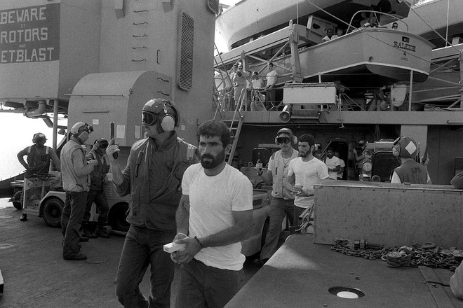 Lật lại cuộc hải chiến "kinh thiên động địa" giữa Mỹ và Iran năm 1988 ảnh 4