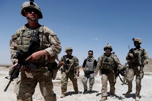 Mỹ sẽ rút quân khỏi Afghanistan theo một thỏa thuận sơ bộ với Taliban ảnh 1