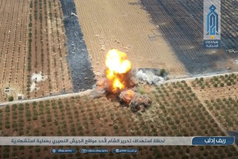Đường cùng, phiến quân Syria giở thủ đoạn đánh bom xe tự sát ảnh 2