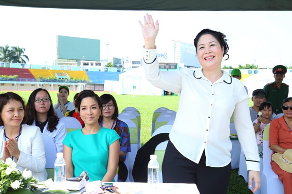 Ca sỹ Mỹ Linh và Nghệ sỹ Hồng Vân là thành viên giám khảo