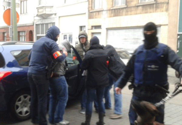 Vây ráp khủng bố tại Bỉ, bắt giữ một tình nghi ảnh 1