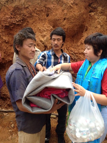 Ấm tình người Việt ở Nepal, sau trận động đất kinh hoàng ảnh 4