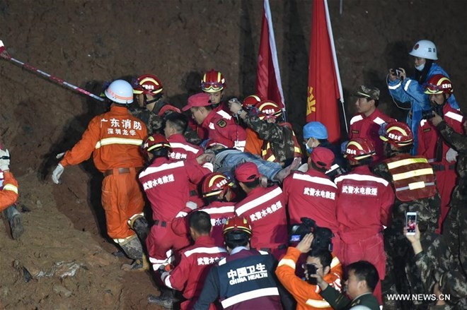 Vụ lở đất ở Trung Quốc: Sống sót "thần kỳ" sau 3 ngày bị vùi lấp trong đống đổ nát ảnh 7