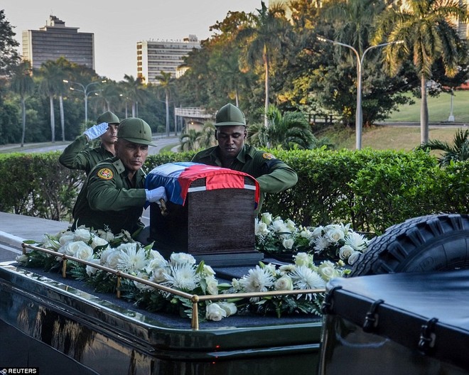 Hành trình cuối cùng của lãnh tụ Fidel Castro về nơi an nghỉ ảnh 2