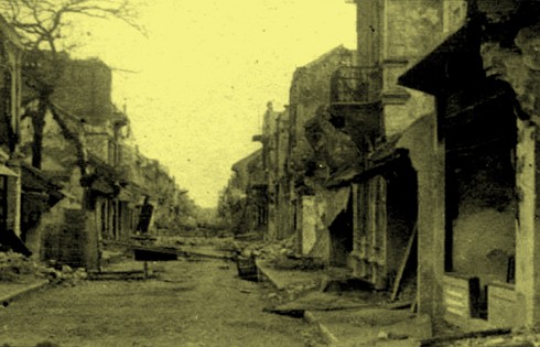 Chùm ảnh khó quên về Hà Nội mùa đông 1946 (4): Phố phường Hà Nội những năm kháng chiến ảnh 4