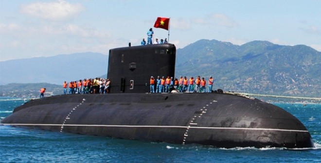 Cận cảnh hai tàu ngầm Bà Rịa - Vũng Tàu và Đà Nẵng ảnh 1