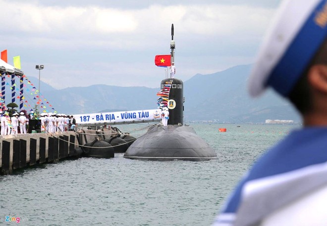 Cận cảnh hai tàu ngầm Bà Rịa - Vũng Tàu và Đà Nẵng ảnh 14