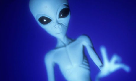 Hé lộ nhiều thông tin tuyệt mật của Mỹ về người ngoài hành tinh ảnh 1