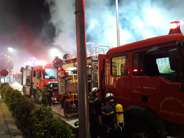 Giả định tình huống xảy cháy tại tòa nhà Vincom Liễu Giai vào buổi tối ảnh 1