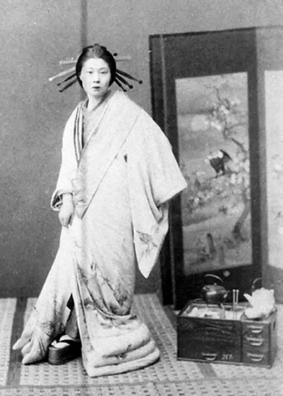 Bộ ảnh cổ quý hiếm về phụ nữ Nhật Bản những năm 1880-1897 ảnh 8