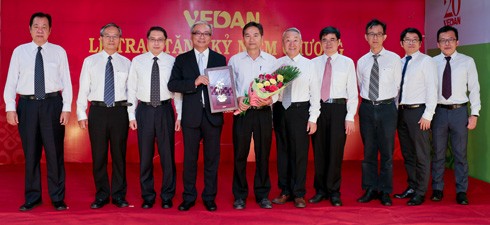 Vedan Việt Nam tri ân người lao động gắn bó 20 năm và 25 năm ảnh 1