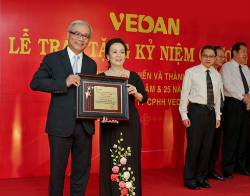 Vedan Việt Nam tri ân người lao động gắn bó 20 năm và 25 năm ảnh 2