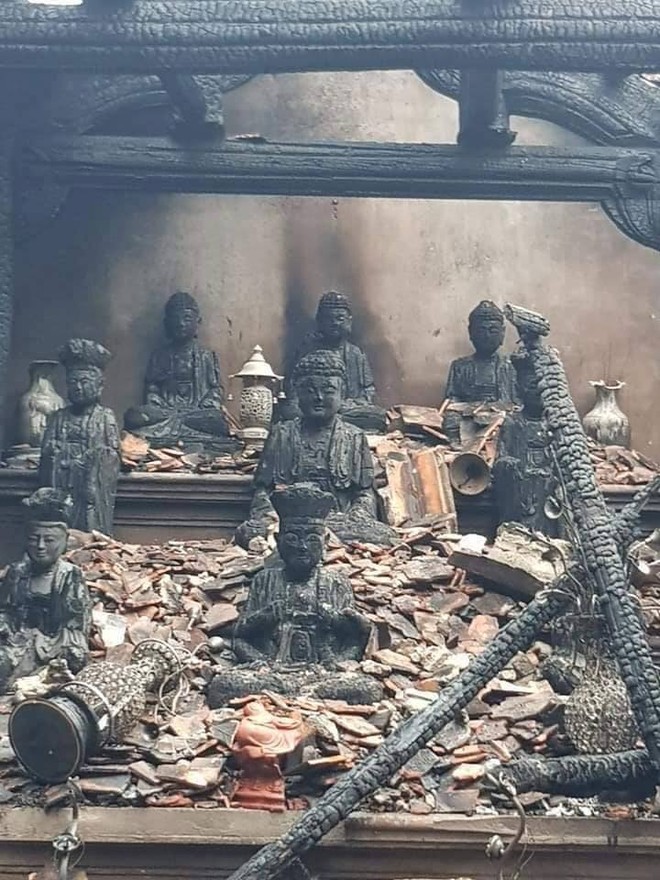 Cháy chùa Thanh Sơn, đồ thờ bị thiêu rụi hoàn toàn ảnh 1