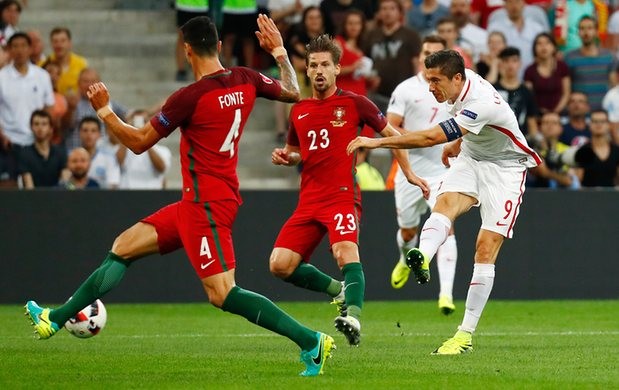 Ronaldo vô duyên, Bồ Đào Nha vẫn giành vé vào bán kết ảnh 1