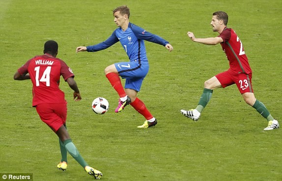 Đánh bại chủ nhà Pháp, Bồ Đào Nha lần đầu vô địch EURO ảnh 1