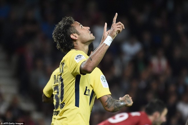 Neymar ghi bàn đẹp mắt ngay trận đầu tiên cho PSG ảnh 2