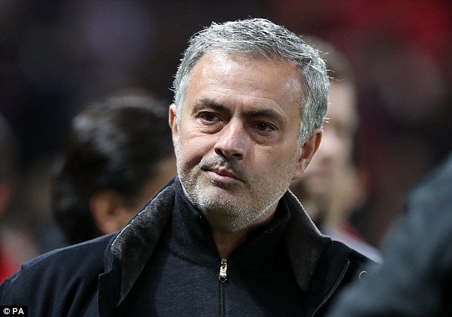 Jose Mourinho: "M.U bị loại có phải điều gì mới mẻ đâu" ảnh 1