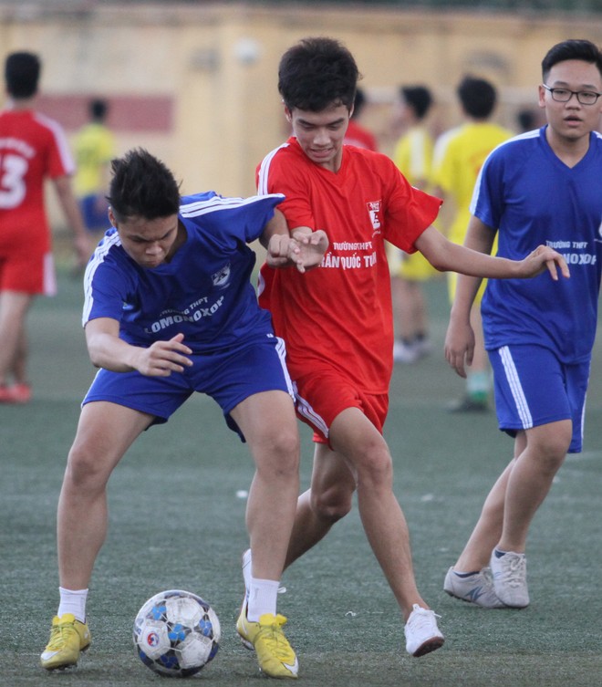 Kết quả, hình ảnh lượt trận cuối vòng bảng giải bóng đá học sinh THPT Hà Nội 2015 ảnh 21