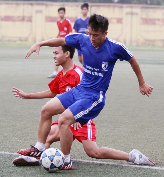 Hình ảnh vòng tứ kết, lịch bán kết giải bóng đá học sinh THPT Hà Nội 2015 ảnh 7