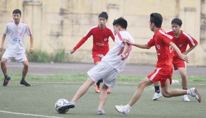 Hình ảnh vòng tứ kết, lịch bán kết giải bóng đá học sinh THPT Hà Nội 2015 ảnh 22
