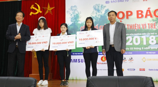 240 người dự giải golf "Vì trẻ em Việt Nam" ảnh 1