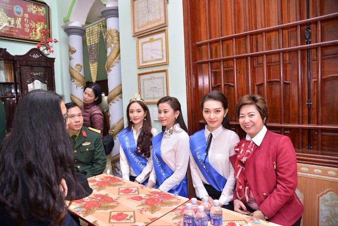 Top 3 "Nữ hoàng đá quý Việt Nam 2016" đồng hành cùng xạ thủ Hoàng Xuân Vinh ảnh 7