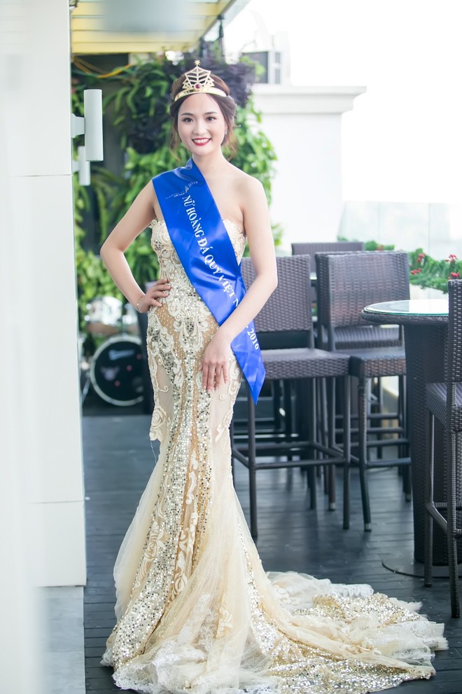 Hậu cuộc thi "Nữ hoàng đá quý Việt Nam", Top 3 người đẹp lần đầu tiên trải lòng ảnh 11