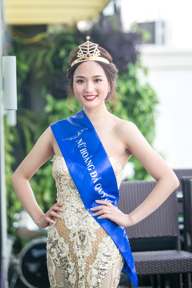 Hậu cuộc thi "Nữ hoàng đá quý Việt Nam", Top 3 người đẹp lần đầu tiên trải lòng ảnh 1
