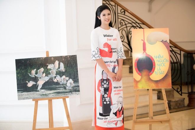 Hoa hậu Ngọc Hân thiết kế áo dài mang thông điệp bảo vệ nước ảnh 2