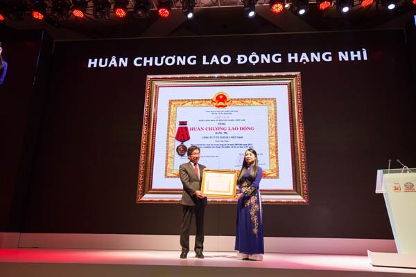 Toyota Việt Nam nhận Huân chương Lao động hạng Nhì ảnh 1
