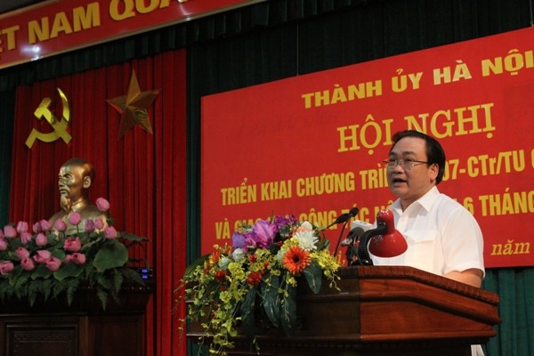 Bí thư Thành ủy Hà Nội: Phải rèn luyện tinh thần "trọng danh dự" cho cán bộ ảnh 1