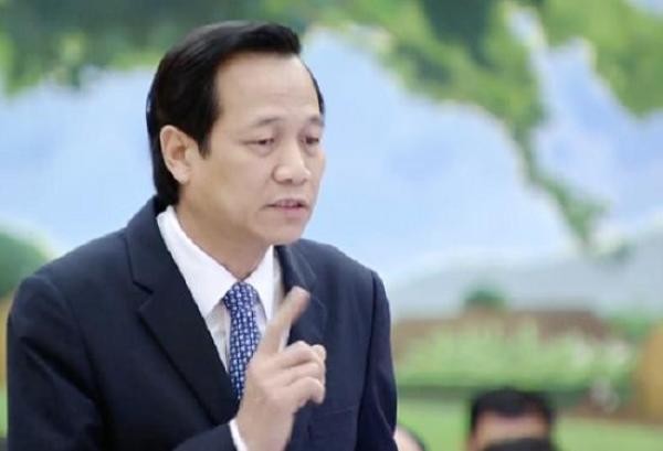 Bộ trưởng Bộ LĐ-TB&XH Đào Ngọc Dung trả lời chất vấn các ĐBQH