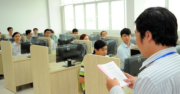 Hà Nội bắt đầu nhận hồ sơ tuyển dụng 92 công chức không qua thi tuyển ảnh 1