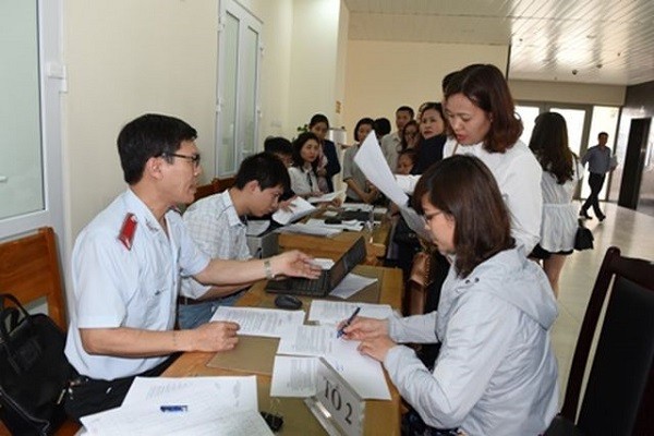 Hà Nội công bố thêm danh tính 50 đơn vị nợ đọng bảo hiểm xã hội kéo dài ảnh 1