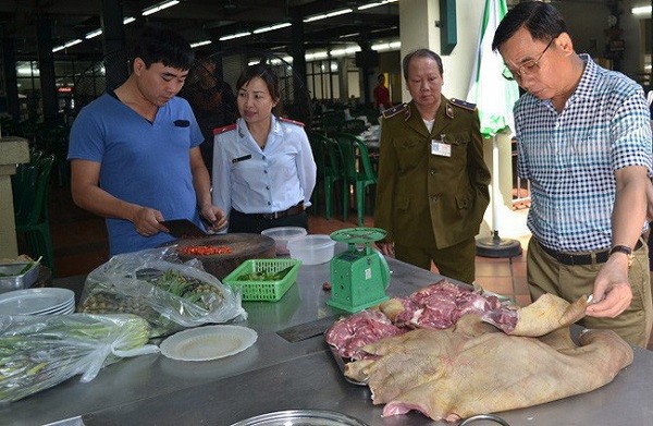 Hà Nội lập 4 đoàn thanh tra liên ngành, quyết truy xuất nguồn gốc thực phẩm không an toàn ảnh 1