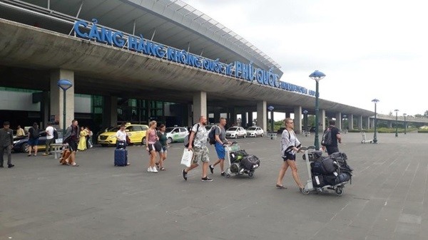 Hành khách quốc tế nhập cảnh tại sân bay Phú Quốc (Ảnh minh họa)