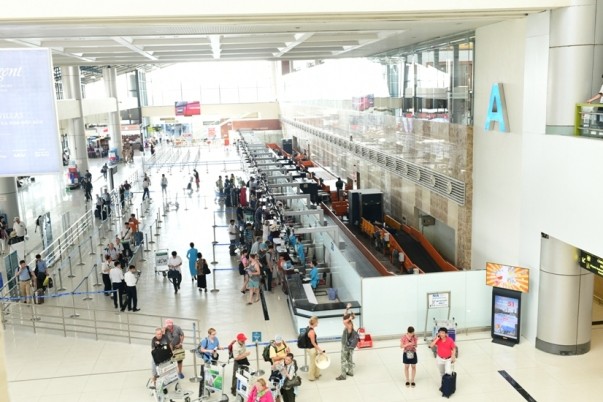 Nhà ga T1, sân bay Nội Bài được sửa chữa xong, có thể đón 15 triệu hành khách/năm ảnh 1