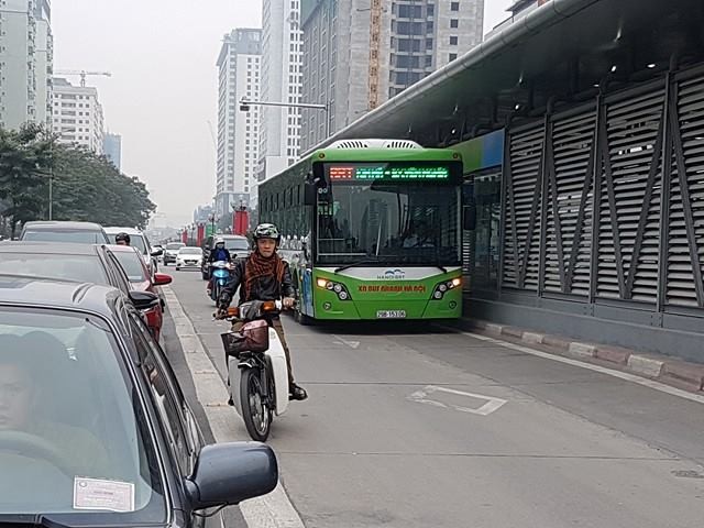 Buýt nhanh BRT miễn phí cho người dân đi lại đến hết ngày 5/2/2017 ảnh 1