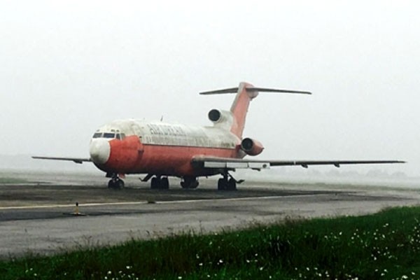Máy bay Boeing vô chủ ở Nội Bài chỉ bán được với giá... sắt vụn ảnh 1