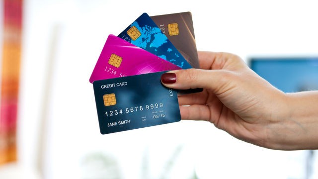 Hành khách cần lưu ý gì khi mua vé máy bay bằng thẻ tín dụng? ảnh 1