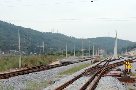 Dự án đường sắt Yên Viên - Cái Lân 7.600 tỷ đồng: Nên khai tử hay hồi sinh? ảnh 1