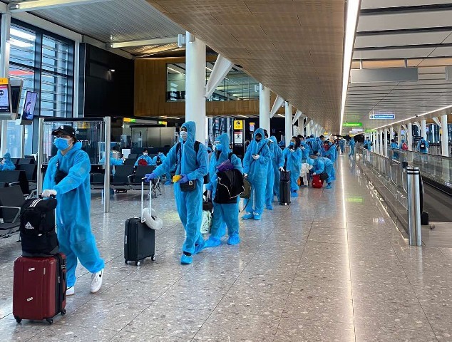 Người dân cần cẩn trọng với những đối tượng giả mạo để lừa bán vé máy bay cho công dân Việt Nam hồi hương tránh dịch