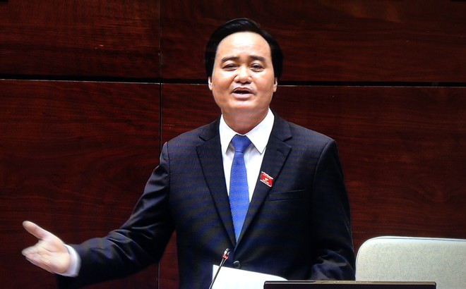 Bộ trưởng Phùng Xuân Nhạ trả lời chất vấn