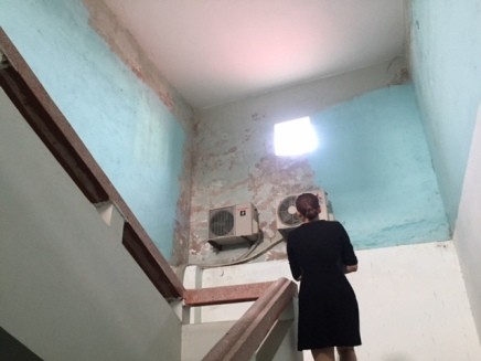 Chuyện lạ ở nhà tái định cư N02 Láng Thượng Hà Nội: 700 người chen chúc sử dụng 1 thang máy! ảnh 3
