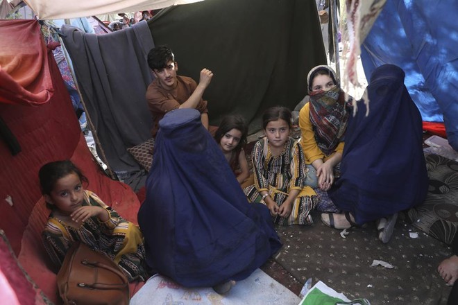 Phụ nữ Afghanistan hoang mang trước tương lai bất định ảnh 1
