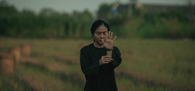 Diễn viên Vân Trang đóng phim kinh dị “Chuyện ma gần nhà” ảnh 1