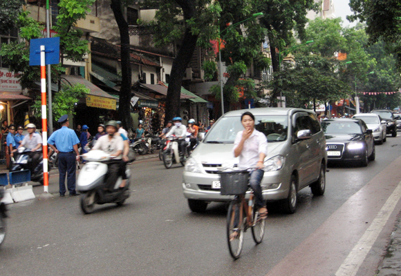 Mới có 2/5 tuyến thực hiện phân làn phương tiện ảnh 2
