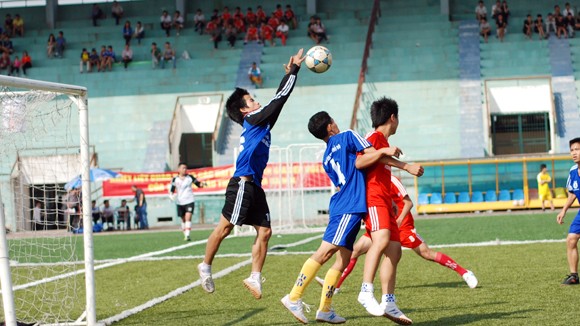 Ngày 7-10 khai mạc giải Bóng đá học sinh THPT Hà Nội – Báo ANTĐ 2012 ảnh 1