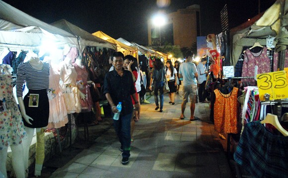 Choáng ngợp chợ đêm Bangkok ảnh 3